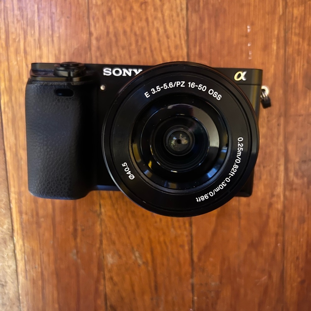 Sony 6000 digital camera